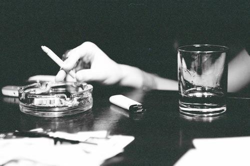 black-and-white-cigarette-drink-smoke-Favim.com-439713_large